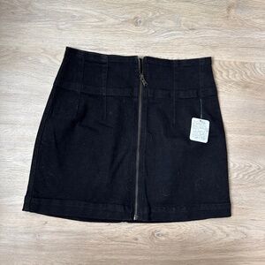 NWT Zip Up Free People Black Denim Mini Skirt Size 29
